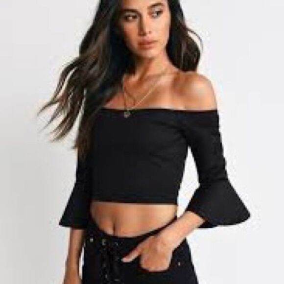 Tobi Womens Black Off the shoulder bell sleeve crop top size small s - Picture 9 of 9